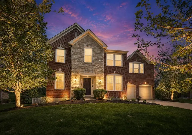 Photo 3 of Single family home for sale at 8640 Treeline Dr, Florence, KY 41042 | MLS# 646784 | Listing updated on 2026-09-18