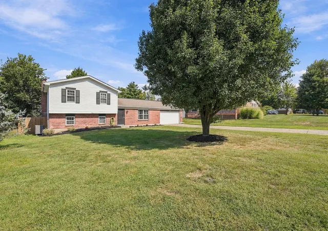 Photo 3 of Sale Pending at 1812 Pioneer Blvd, Burlington, KY 41005 | MLS# 646777 | Listing updated on 2026-09-20