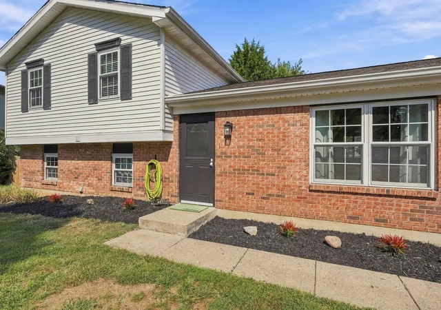 Photo 3 of Sale Pending at 1812 Pioneer Blvd, Burlington, KY 41005 | MLS# 646777 | Listing updated on 2026-09-20