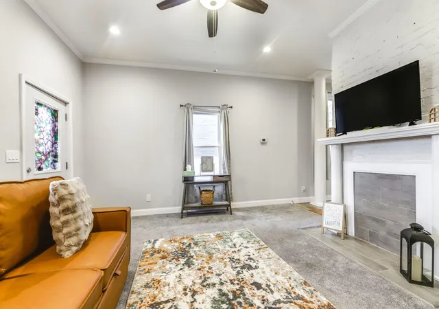 Photo 4 of Single family home for sale at 415 W 21st Street, Covington, KY 41014 | MLS# 646778 | Listing updated on 2026-09-22
