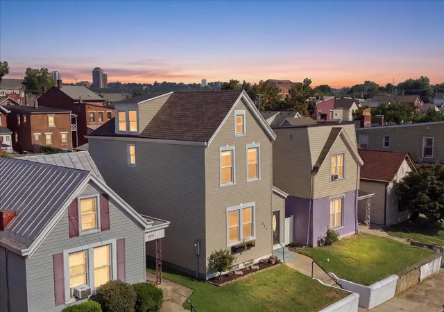 Photo 1 of Sale Pending at 227 Retreat St, Bellevue, KY 41073 | MLS# 646797 | Listing updated on 2026-09-21
