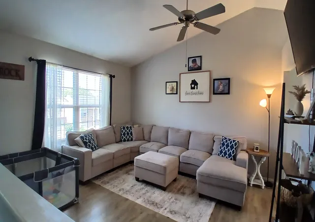 Photo 3 of Sale Pending at 568 Astoria Ct, Independence, KY 41051 | MLS# 646764 | Listing updated on 2026-10-03