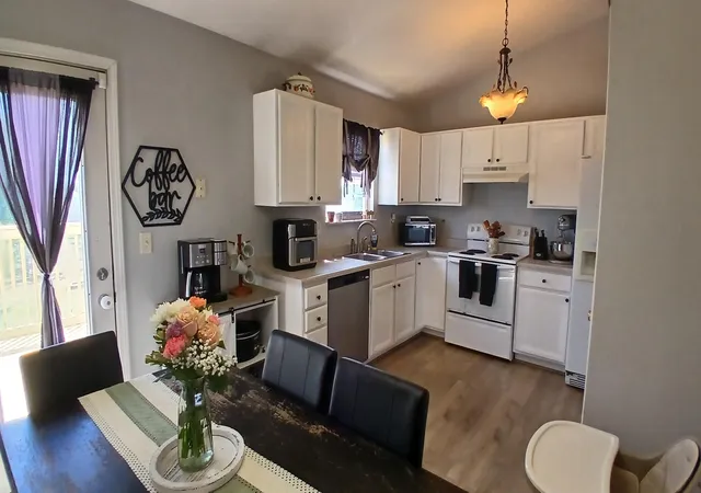 Photo 4 of Sale Pending at 568 Astoria Ct, Independence, KY 41051 | MLS# 646764 | Listing updated on 2026-10-03