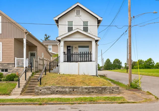 Photo 1 of Single family home for sale at 4301 Michigan Ave, Covington, KY 41015 | MLS# 646801 | Listing updated on 2026-09-22