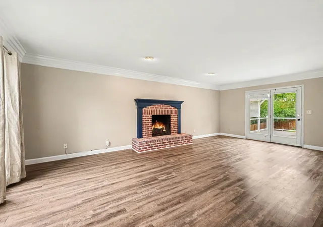 Photo 3 of Sale Pending at 3345 Woodlyn Hills Dr, Erlanger, KY 41018 | MLS# 646864 | Listing updated on 2026-10-01