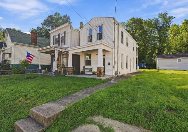 Photo 2 of Single family home for sale at 506 8th Avenue, Dayton, KY 41074 | MLS# 646814 | Listing updated on 2026-09-30