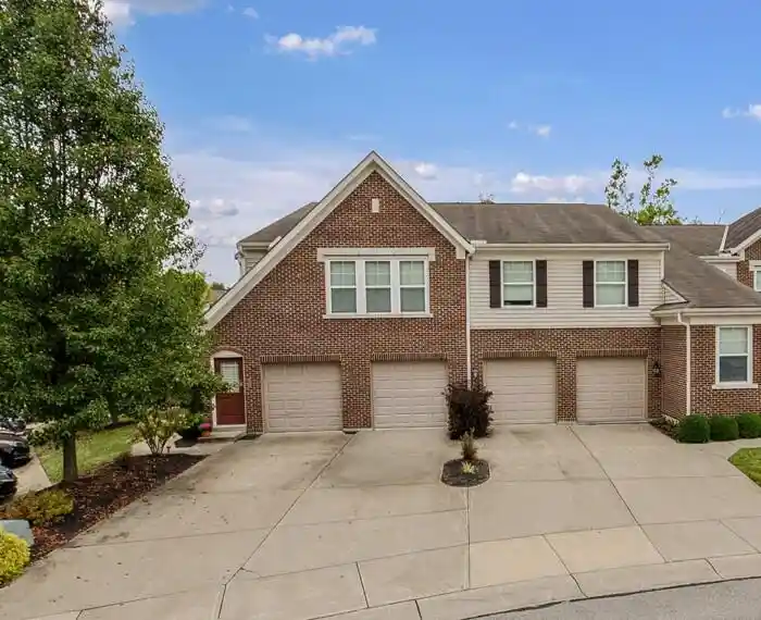 Listing Photo 1 - Condo for sale in 4292 Country Mill Ridge located at 4292 Country Mill Ridge, Burlington, KY 41005 - Unit 4292 Country Ml Ridge