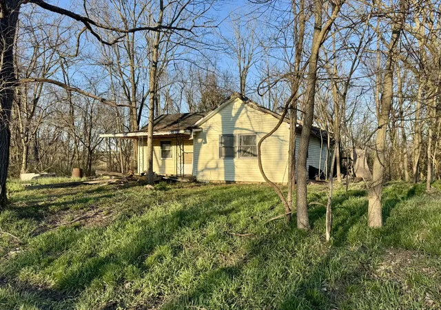 Photo 3 of Sale Pending at 9833 Ky 467, Williamstown, KY 41097 | MLS# 646839 | Listing updated on 2026-10-08