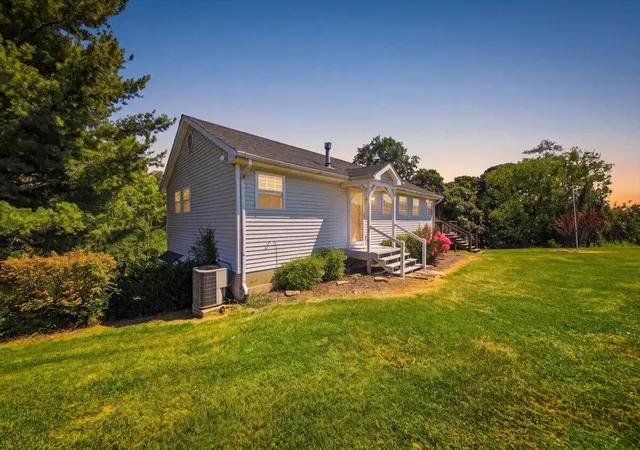 Photo 4 of Single family home for sale at 4982 Kentucky 47, Ghent, KY 41045 | MLS# 646842 | Listing updated on 2026-10-26