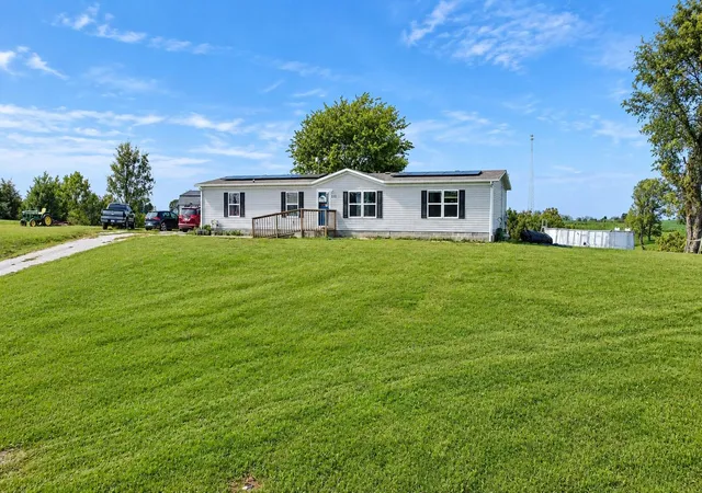 Single family home for sale at 505 Tackett Ln, Sparta, KY 41086 | MLS# 646843