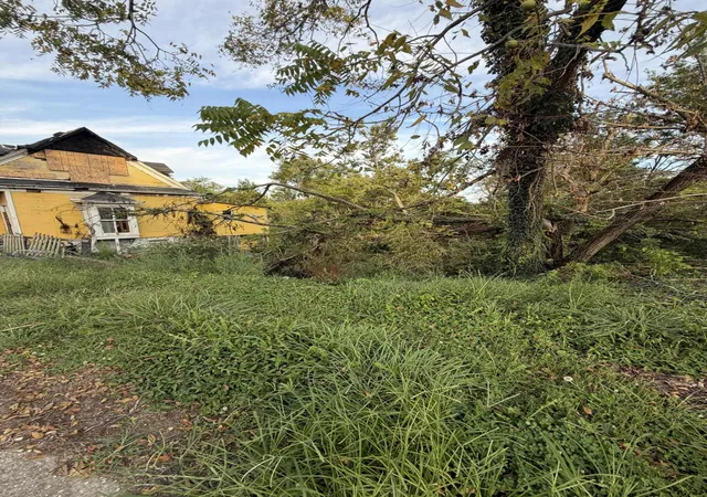 Photo 2 of Single family home for sale at 112 Falmouth St, Williamstown, KY 41097 | MLS# 646844 | Listing updated on 2026-09-21