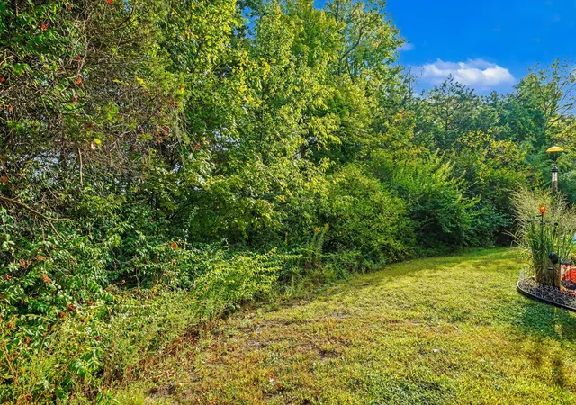 Photo 1 of Condo for sale at 1186 Periwinkle Dr, Florence, KY 41042 | MLS# 646887 | Listing updated on 2026-10-07