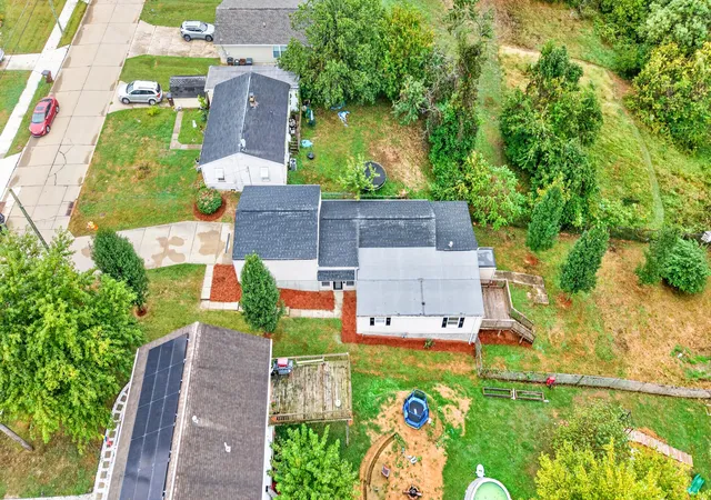 Photo 3 of Sale Pending at 92 Goodridge Dr, Florence, KY 41042 | MLS# 646865 | Listing updated on 2026-09-26