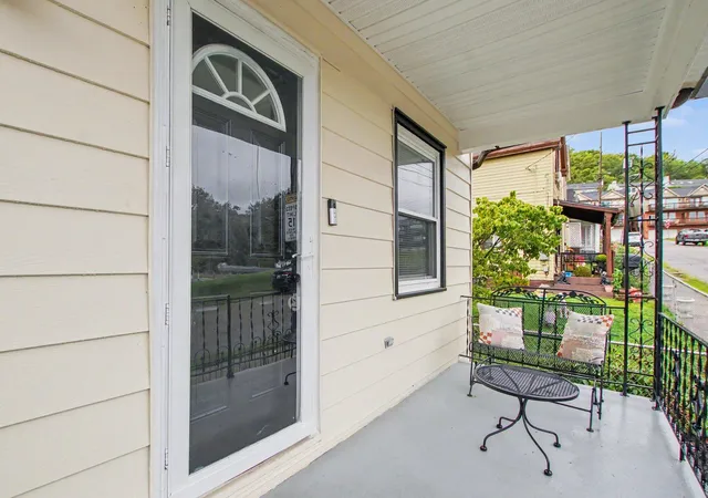 Photo 3 of Single family home for sale at 501 W 21st Street, Covington, KY 41014 | MLS# 646883 | Listing updated on 2026-09-23