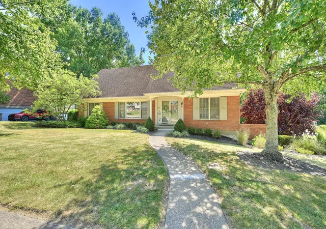 Photo 3 of Single family home for sale at 447 White Oak Dr, Edgewood, KY 41017 | MLS# 646872 | Listing updated on 2026-09-25