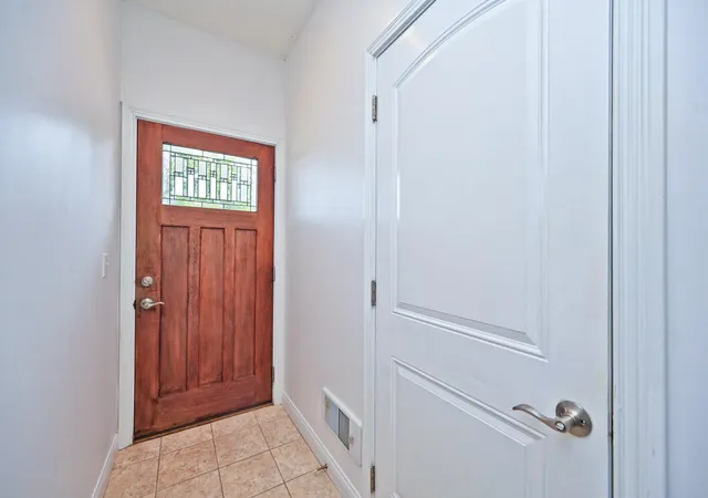 Listing Photo 4 - Condo for sale in building located at 636 Hidden Pine Wy, Ft Mitchell, KY 41017