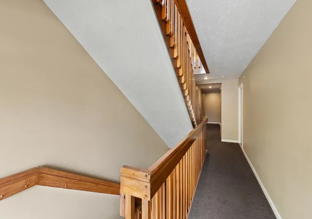 Listing Photo 3 - Condo for sale in building located at 701 Napa Vly Ln, Crestview Hills, KY 41017 - Unit #4
