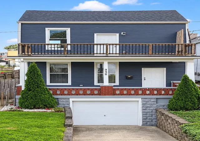 Photo 1 of Sale Pending at 332 Eden Ave, Bellevue, KY 41073 | MLS# 647081 | Listing updated on 2026-10-26