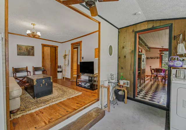 Photo 3 of Sale Pending at 2120 Old Main St, Maysville, KY 41056 | MLS# 647091 | Listing updated on 2026-10-27