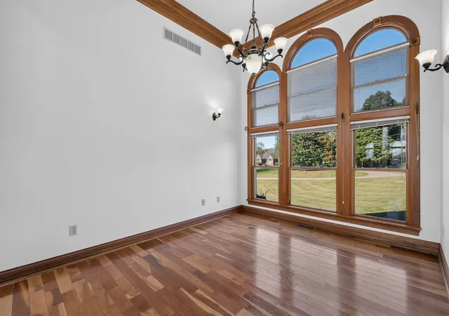 Photo 4 of Single family home for sale at 715 Heritage Dr, Sparta, KY 41086 | MLS# 647410 | Listing updated on 2026-10-28
