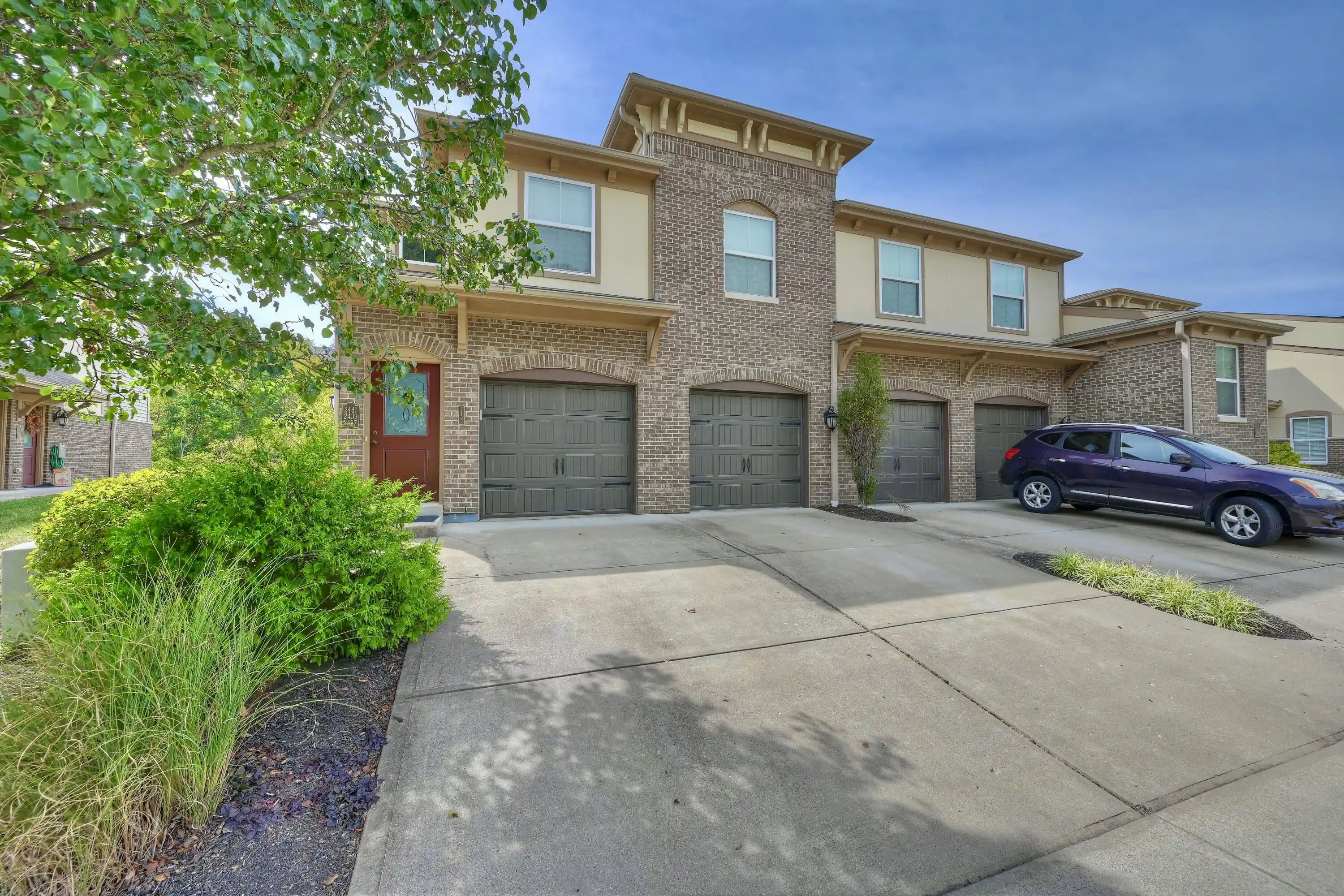 Listing Photo 1 - Condo for sale in 2437 Ambrato Wy located at 2437 Ambrato Wy, Ft Mitchell, KY 41017 - Unit 2437 Ambrato Way