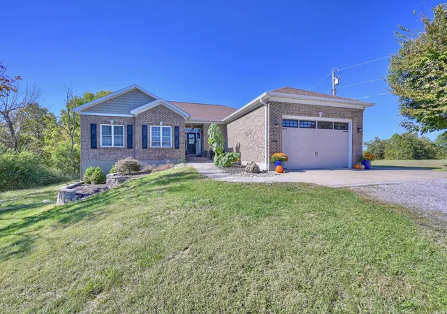 Single family home for sale at 15344 Carlisle Rd, Crittenden, KY 41030 | MLS# 647319