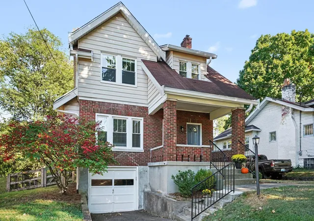 Photo 1 of Single family home for sale at 10 Lyndale Rd, Edgewood, KY 41017 | MLS# 647343 | Listing updated on 2026-10-22