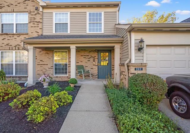 Single family home for sale at 202 Sonoma Ct #104, Cold Spring, KY 41076 | MLS# 647414
