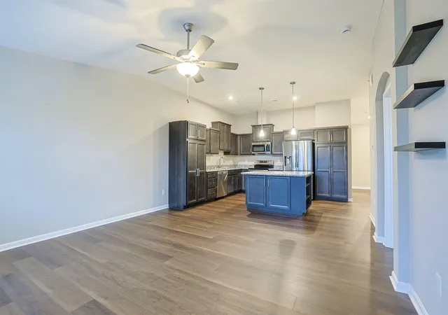 Listing Photo 1 - Condo for sale in building located at 566 Foxhill Dr, Crescent Springs, KY 41017