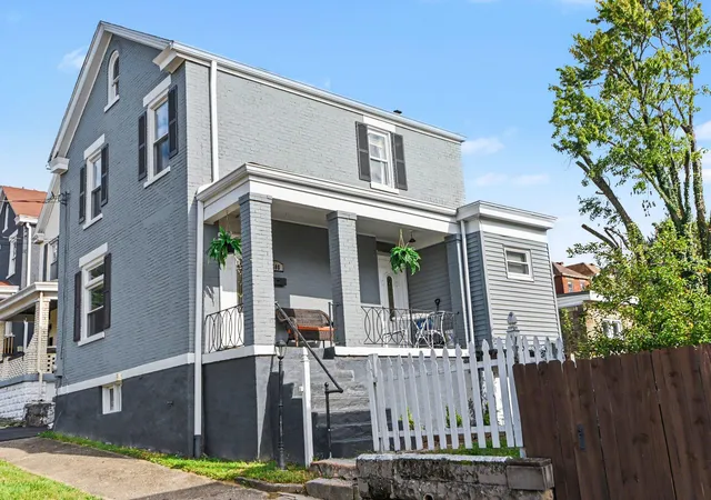 Single family home for sale at 608 Fuhrman Ave, Bellevue, KY 41073 | MLS# 647583