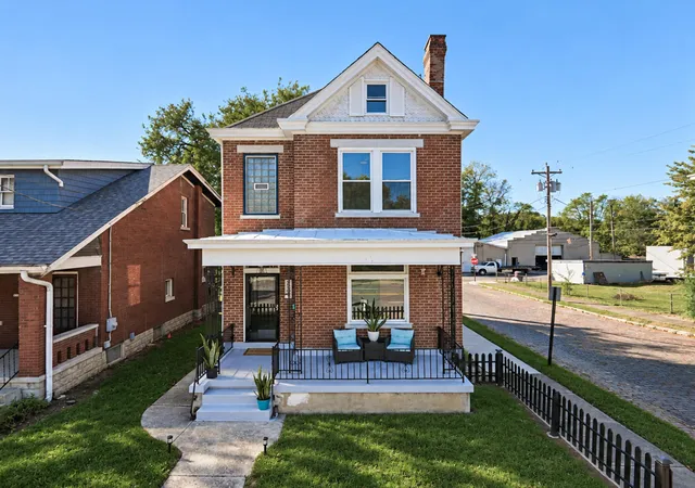 Photo 1 of Single family home for sale at 2301 Madison Ave, Covington, KY 41014 | MLS# 647707 | Listing updated on 2026-10-20