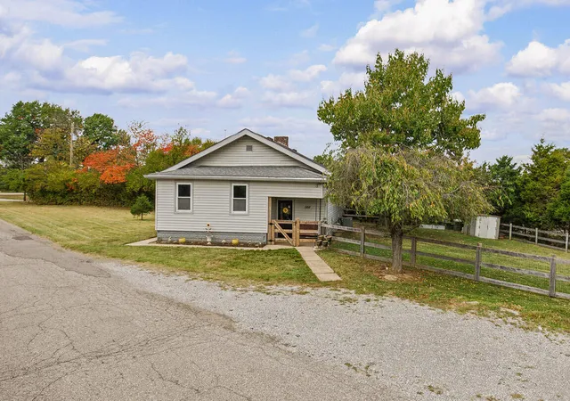 Single family home for sale at 566 Mason Rd, Taylor Mill, KY 41015 | MLS# 647614