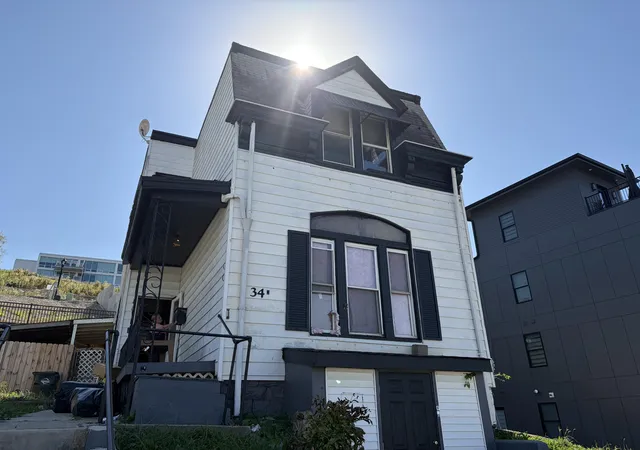 Photo 1 of Single family home for sale at 34 W 13th Street, Newport, KY 41071 | MLS# 647843 | Listing updated on 2026-10-23