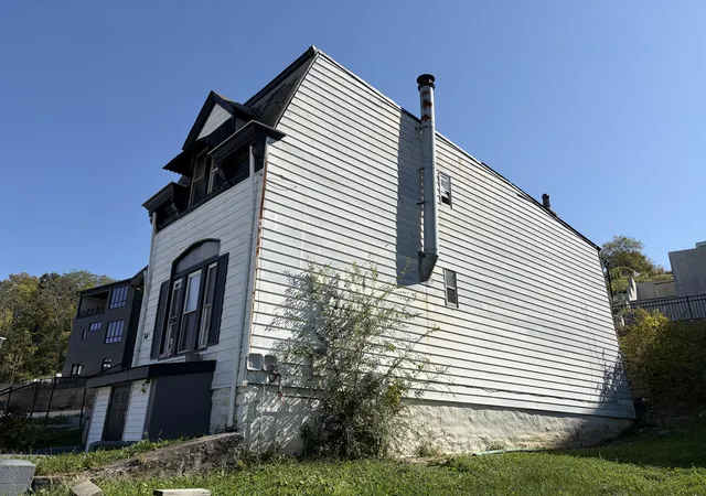 Photo 4 of Single family home for sale at 34 W 13th Street, Newport, KY 41071 | MLS# 647843 | Listing updated on 2026-10-23