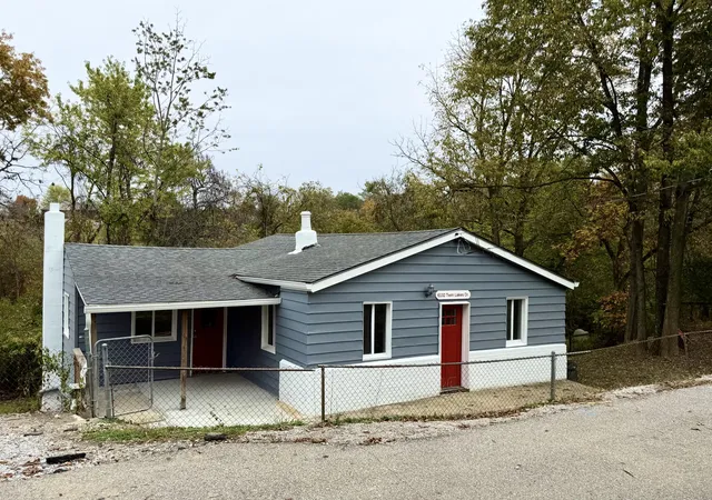 Photo 1 of Single family home for sale at 6132 Twin Lakes Dr, Covington, KY 41015 | MLS# 647660 | Listing updated on 2026-10-29