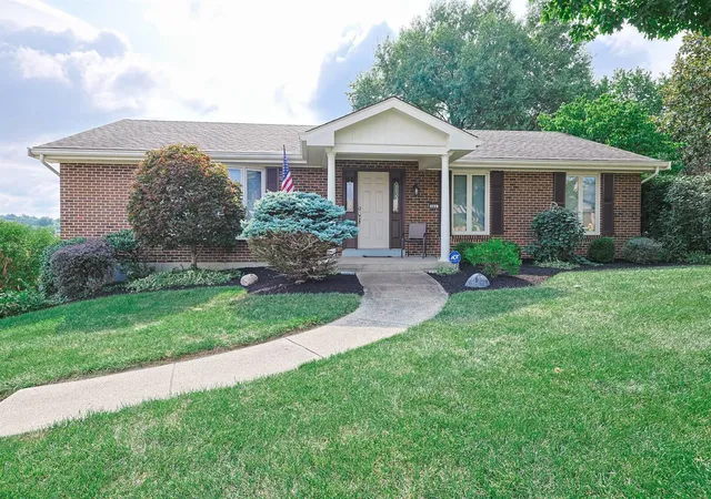 Photo 1 of Single family home for sale at 464 General Dr, Ft Wright, KY 41011 | MLS# 647672 | Listing updated on 2026-10-19