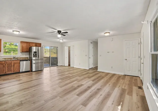 Photo 1 of Single family home for sale at 4270 Petersburg Rd, Burlington, KY 41005 | MLS# 647682 | Listing updated on 2026-10-29