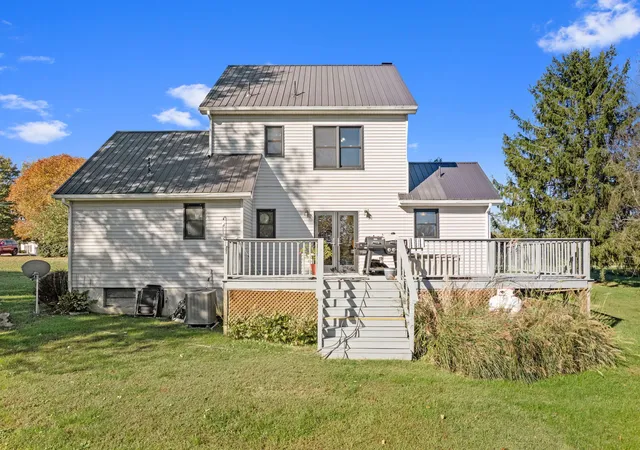 Photo 3 of Single family home for sale at 4148 Barrett Pike, Maysville, KY 41056 | MLS# 647714 | Listing updated on 2026-10-20
