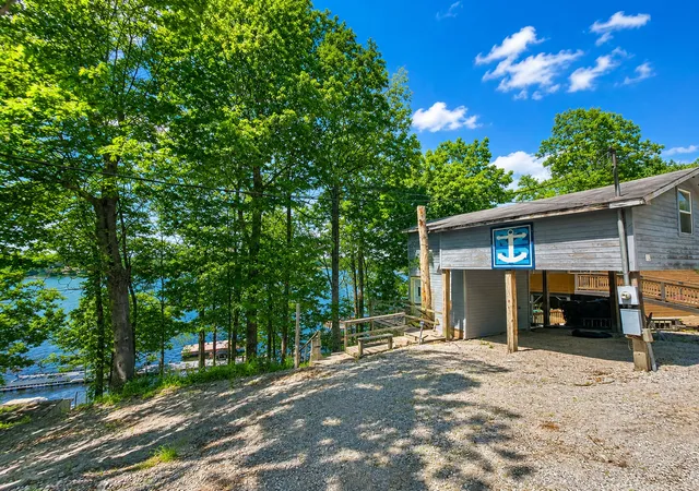 Photo 2 of Land for sale at 609 Hillandale Dr, Sanders, KY 41083 | MLS# 647712 | Listing updated on 2026-10-20