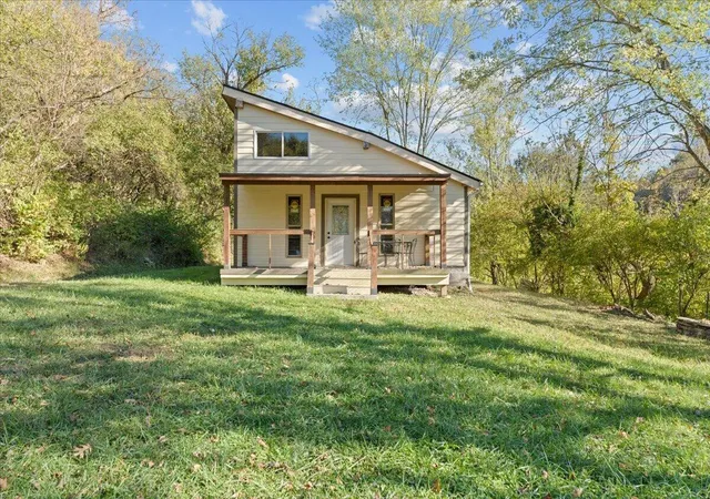 Photo 1 of Single family home for sale at 2270 Rust Dr, Ft Mitchell, KY 41017 | MLS# 647735 | Listing updated on 2026-10-21
