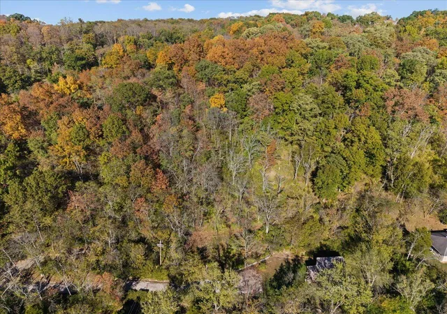 Photo 2 of Single family home for sale at 2270 Rust Dr, Ft Mitchell, KY 41017 | MLS# 647735 | Listing updated on 2026-10-21