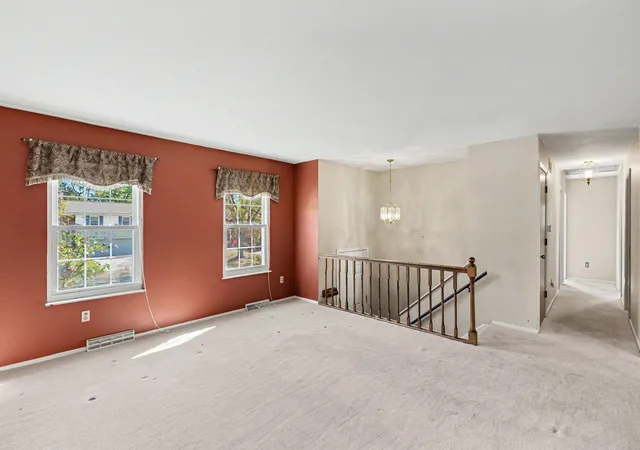 Photo 2 of Sale Pending at 623 Perimeter Dr, Erlanger, KY 41018 | MLS# 647742 | Listing updated on 2026-10-26