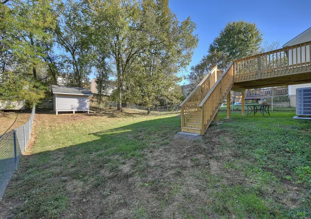 Photo 2 of Sale Pending at 2486 Evergreen Dr, Covington, KY 41017 | MLS# 647830 | Listing updated on 2026-10-29