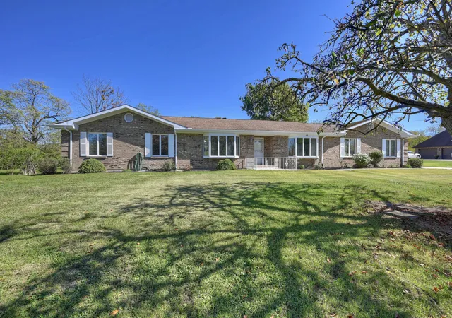 Photo 1 of Sale Pending at 624 Mason Rd, Taylor Mill, KY 41015 | MLS# 647753 | Listing updated on 2026-10-25