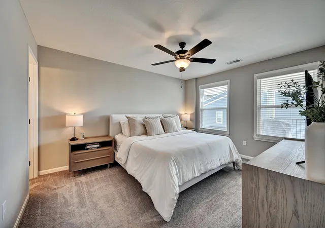 Photo 4 of Condo for sale at 654 Foxhill Dr, Ft Mitchell, KY 41017 | MLS# 647790 | Listing updated on 2026-10-22