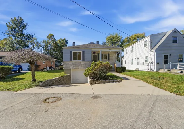 Photo 1 of Single family home for sale at 2739 Melton Ave, Covington, KY 41015 | MLS# 647799 | Listing updated on 2026-10-29