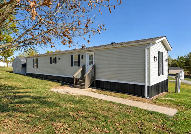 Photo 1 of Single family home for sale at 685 Mars Dr, Verona, KY 41092 | MLS# 647855 | Listing updated on 2026-10-24