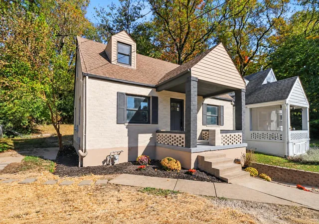 Photo 1 of Single family home for sale at 106 Morris Rd, Covington, KY 41011 | MLS# 647861 | Listing updated on 2026-10-28