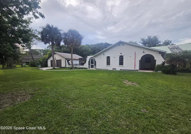 Photo 4 of Single family home for sale at 6870 Crepe Myrtle Dr, Grant, FL 32949 | MLS# 1079782 | Listing updated on 2026-09-02