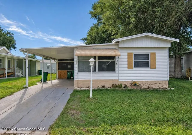Photo 1 of Manufactured home for sale at 703 Lark Dr, Sebastian, FL 32976 | MLS# 1080185 | Listing updated on 2026-09-10